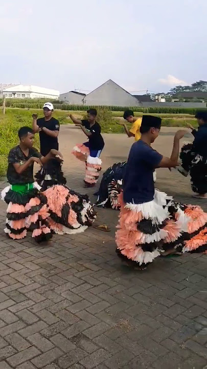 ADUH KACONG BEKNAH SENGAK CAN MACANAN SINGO OTRAHUM