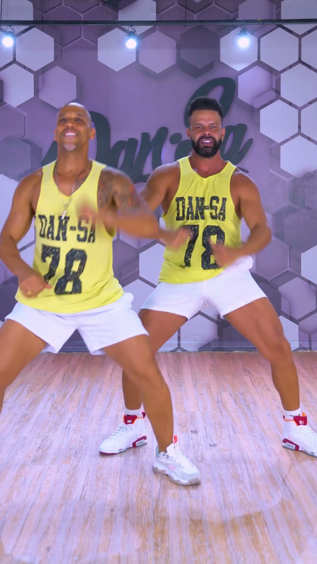 Mulher Brasileira - Psirico - Dan-Sa / Daniel Saboya (Coreografia) #shorts