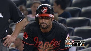 BAL@NYY: Markakis grounds an RBI single to right