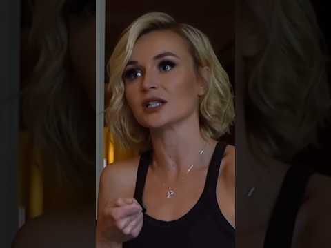 Полина Гагарина про вывих плеча/Полина Гагарина на интервью каналу «Надежда Стрелец» #shorts
