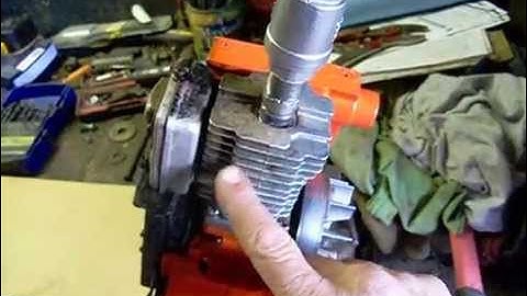 Junk chainsaw 2 stroke engine runs on air