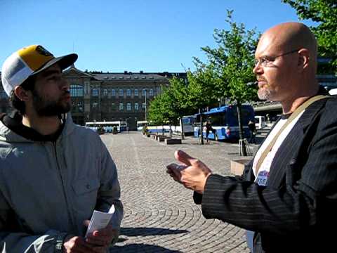 Jussi K. Niemel Debating with a Muslim Demonstrator