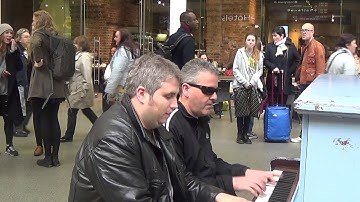 Two Dudes Boogie Woogie St Pancras Station
