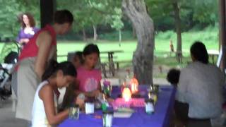 Kids make Firefly Bug Jars!