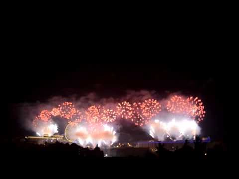 2014紫耀義大世界跨年煙火秀 HD多機版 ~ New year fireworks (Taiwan)