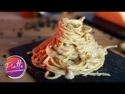 Spaghetti Cacio e Pepe I Ricetta Originale | Primo Piatto