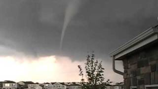 【瞬間映像↑↑】空中にくっきりと浮かび上がる竜巻!!　Amazing Horror Tornado