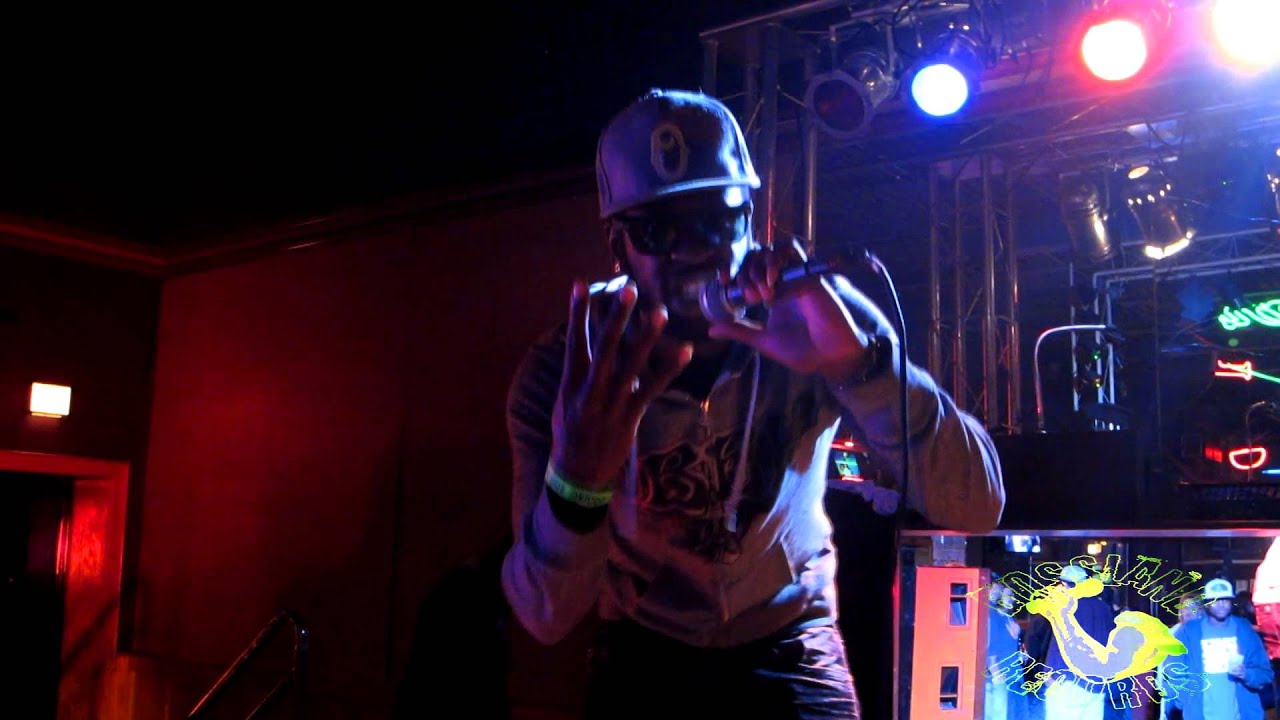 Deacon Frost Let Me In ENT Live at Glass Stock