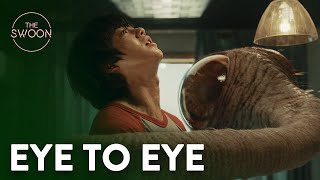 Song Kang comes eye to eye with a monster | Sweet Home Ep 2 [ENG SUB] Resimi