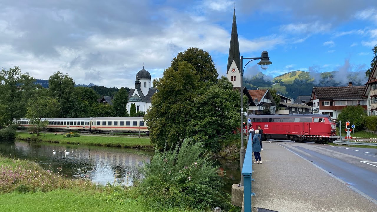 Deutsche Bahn IC2012 departing Fischen, August 2025