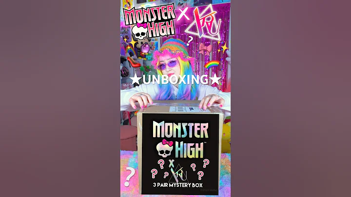 MONSTER HIGH YRU SHOES MYSTERY BOX!? 😳👀📦 UNBOXING & *HONEST* REVIEW! 🎀★💫 #shorts #unboxing