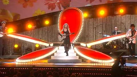 Taylor Swift Our Song CMA Awards 07.avi