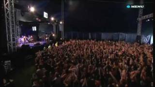 Paramore Misery Business Live