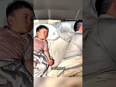 Прикинулся спящим ради телефона 😅