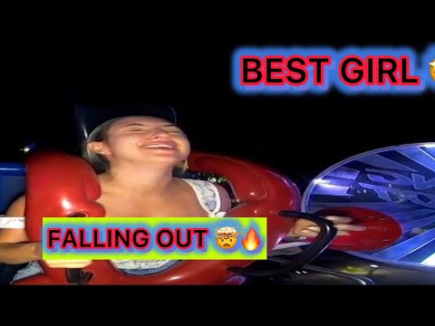 Scream Queen 🤩 Epic Reactions on the Ultimate Slingshot Ride 🤯🔥