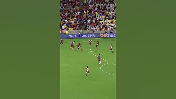 Chute de Carlos Alcaraz na trave!