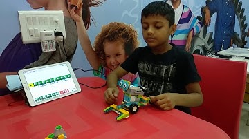 LEGO WeDo2.0 Moon Base Robot by Savya Patel - RFL Ahmedabad