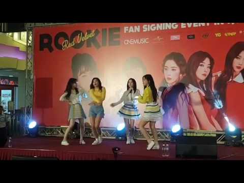 Red Velvet In Malaysia Berjaya Times Square Irene Seulgi Wendy Yeri Youtube