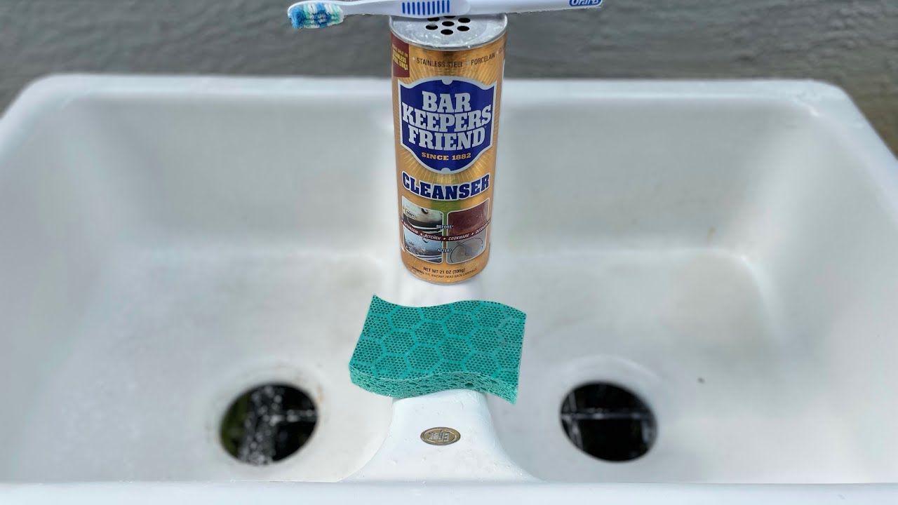 How to get your white sink WHITE AGAIN!! The ONE & ONLY product that I