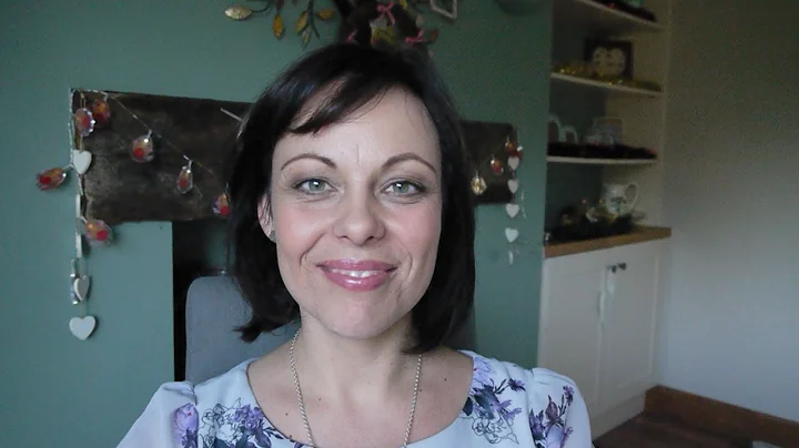 Debra Chalmers Psychic Medium - Talking to Heaven ...