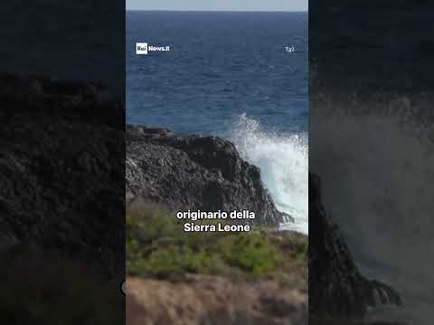 Video Naufraga barca con migranti davanti Lampedusa, disperso un bambino