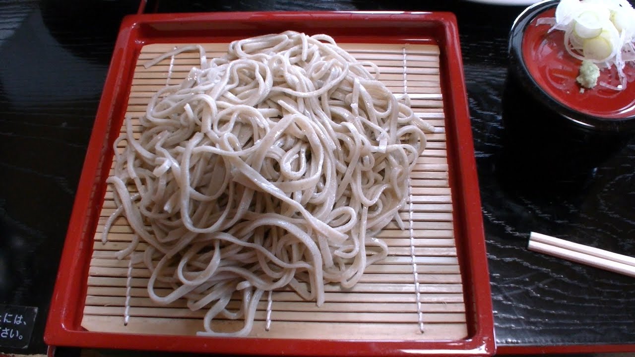 そば打ち体験】福島県白河市で十割そばを打ってみた【2014.01】 - YouTube