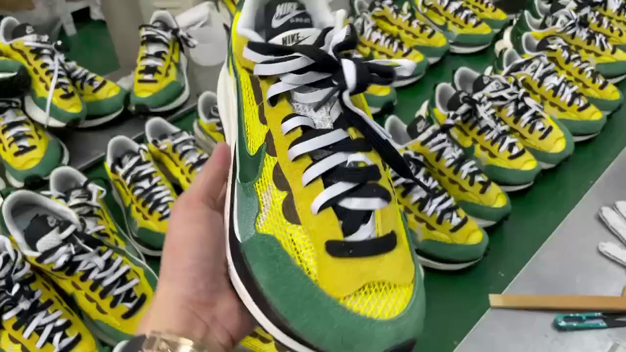 Sacai x Nike Vaporwaffle Tour Yellow