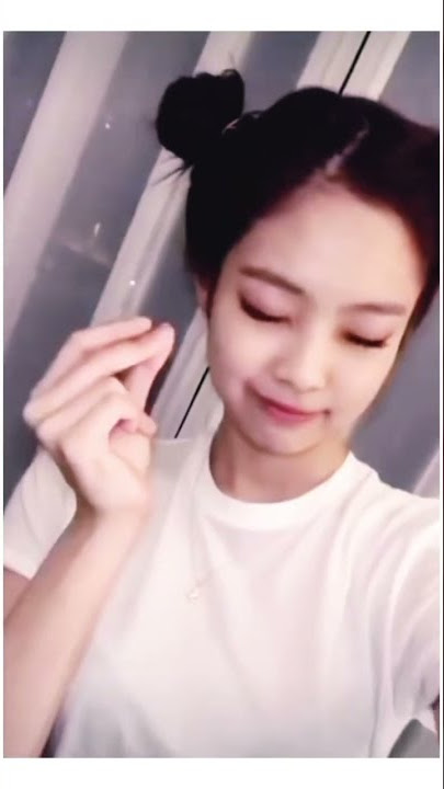 BLACKPINK'S FIRST TIKTOK IN BLACKPINK'S HOUSE