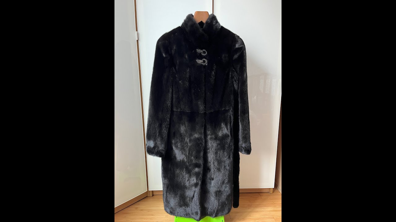 Черная норковая шуба Blackglama.