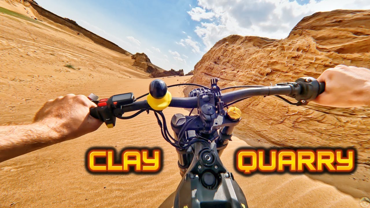 Выгуливаю Суррона на Глиняном Карьере