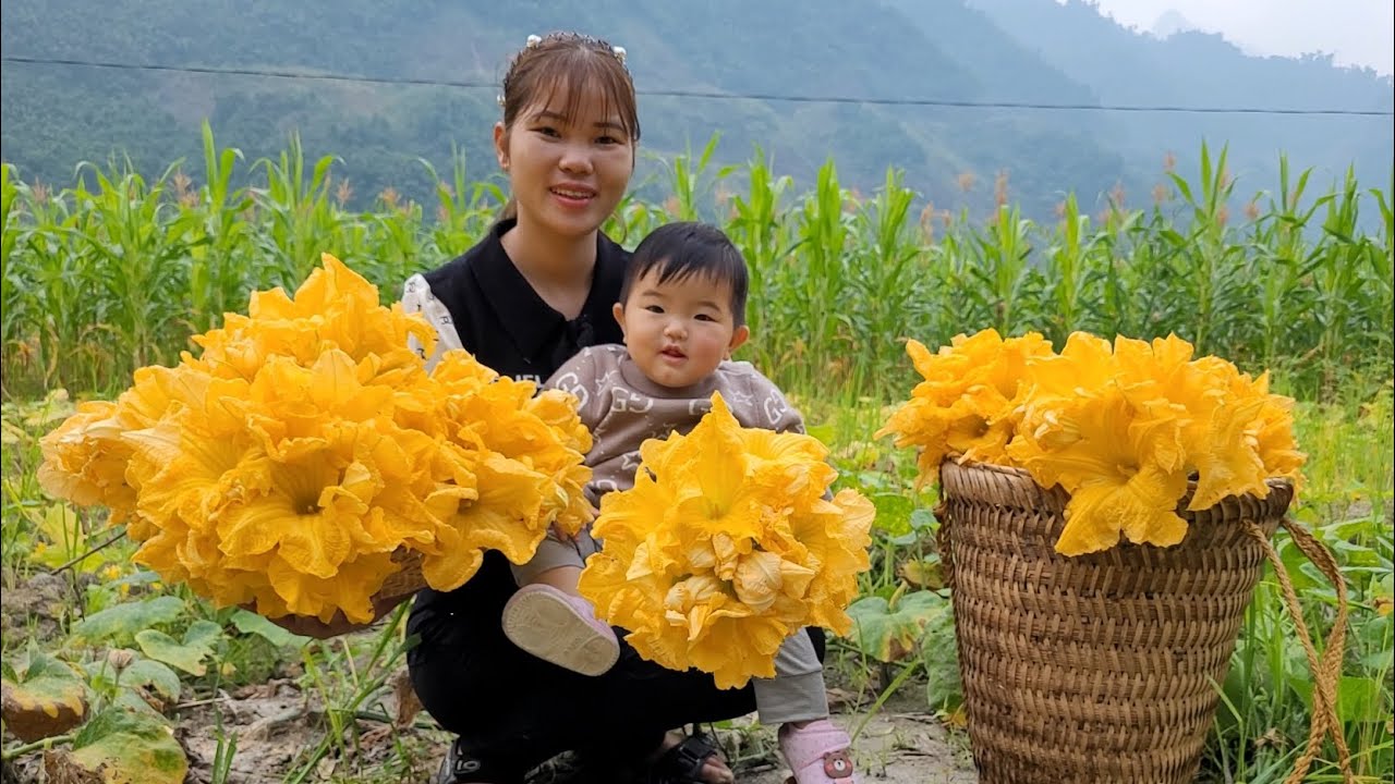 Harvest squash flowers and vegetables to sell at the market, grind corn for chicks. YouTube