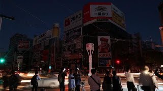 北海道地震　ネオン消えた繁華街　全道で停電続く