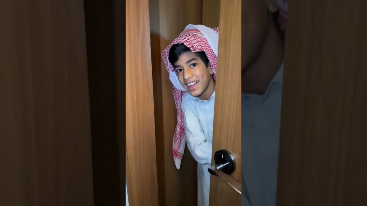 آخر يوم بالرياض والجمهور تجمعوا عند المطعم 😨 ! | سنابات فراج قزيع السهلي 