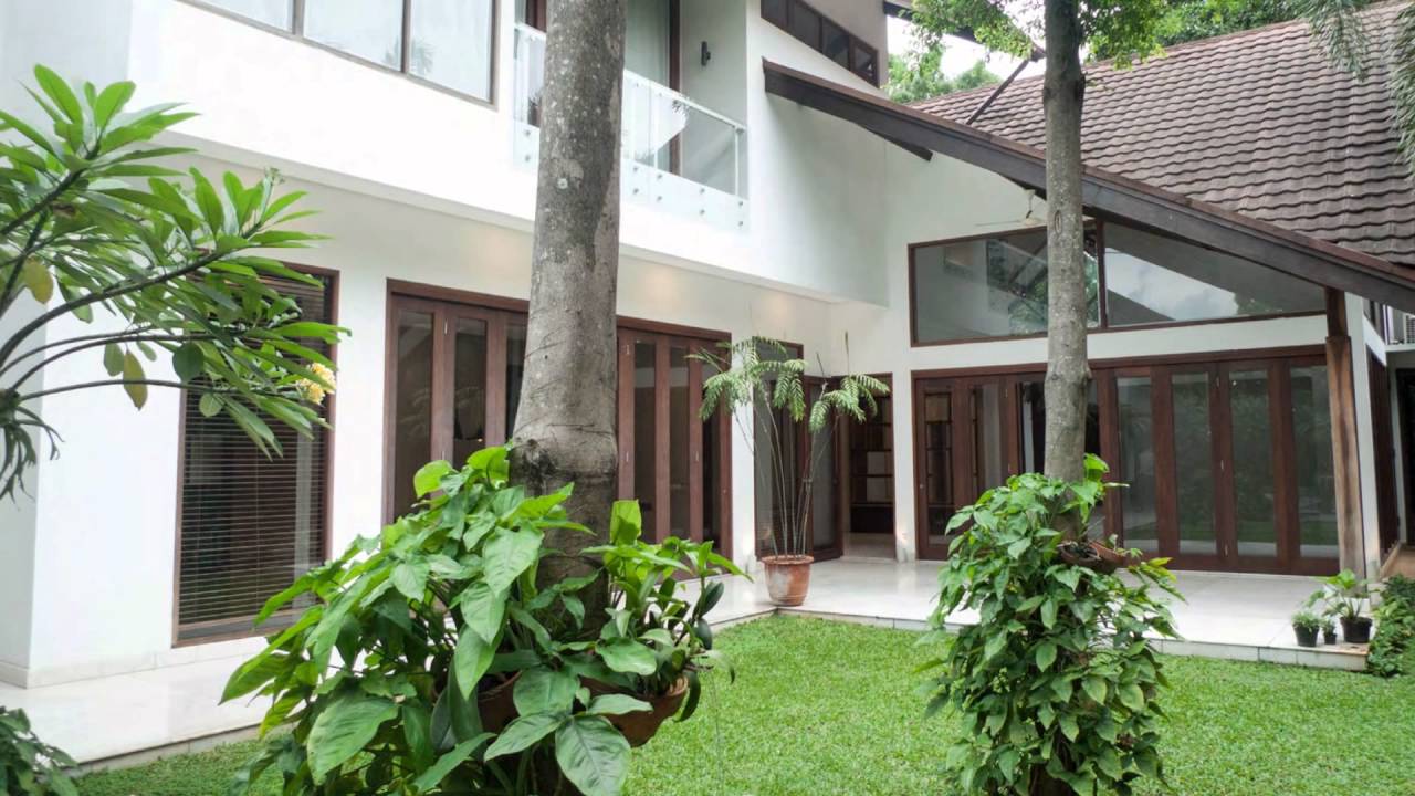 0852 1376 7799 Rumah Disewakan di Jakarta Selatan, House For Rent