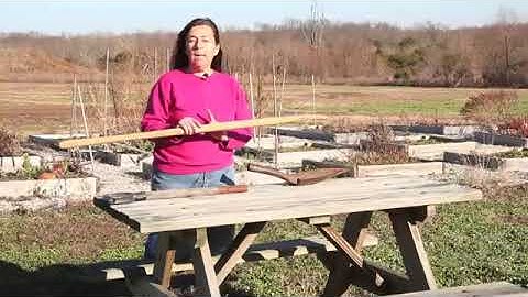 How to Replace Garden Tool Handles