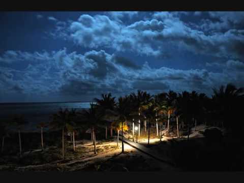 Moonlight Serenade by Glenn Miller and His Orchestra