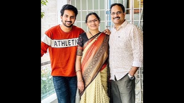 Intinti Ramayanam Serial Srikar (Abhishek Chowdary) with his Family Unseen Beautiful Photos