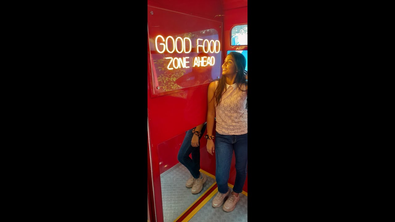 Food Bus Of India Rajendra Place | India Ki Pehli Food Bus | Bus Restaurant | Food In Bus 