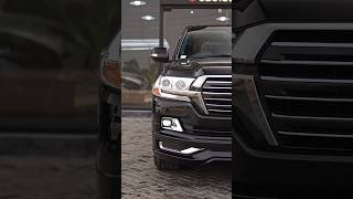 2019 Land Cruiser ZX available @superwheelspk.    #luxurycars #landcruiser_v8 #landcruiser200