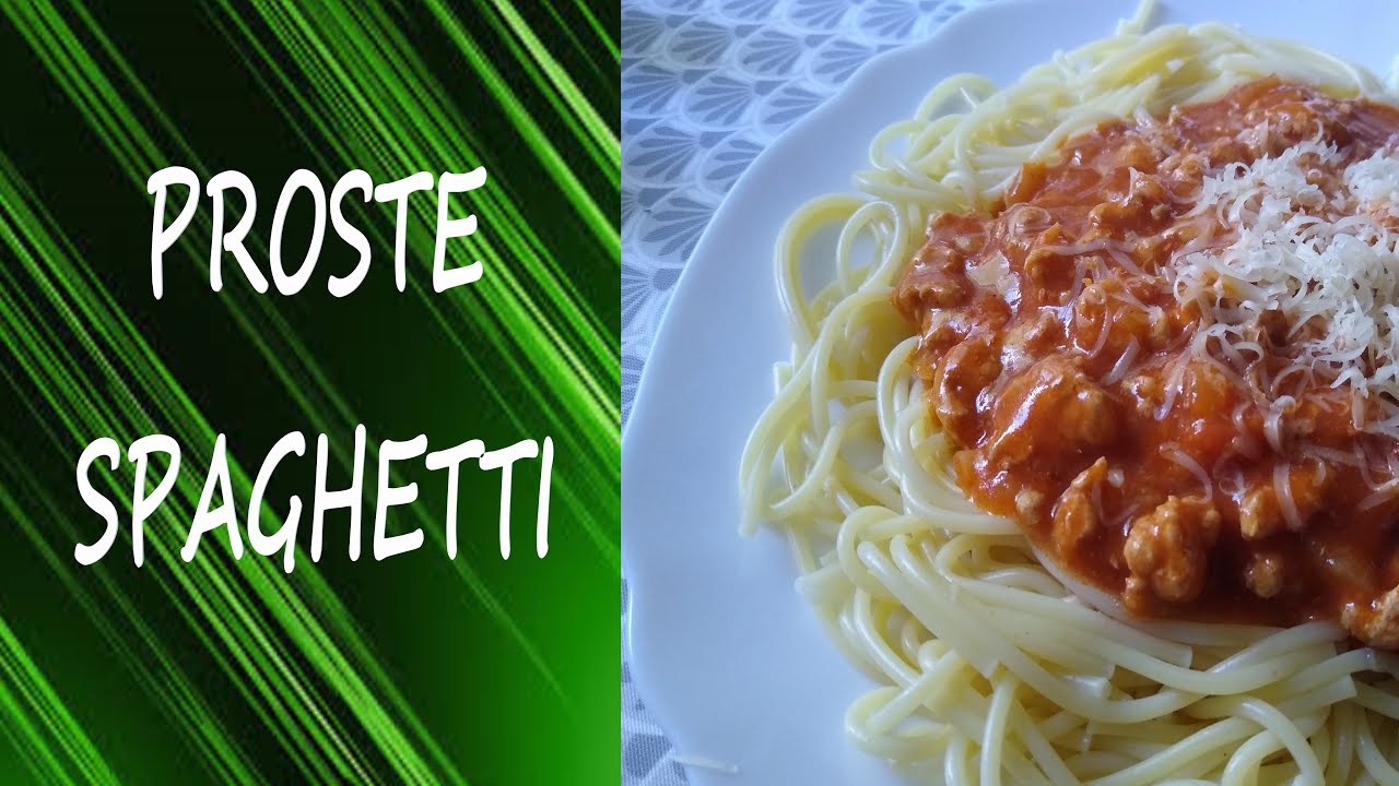 SPAGHETTI Z MIĘSEM MIELONYM I SOSEM POMIDOROWYM
