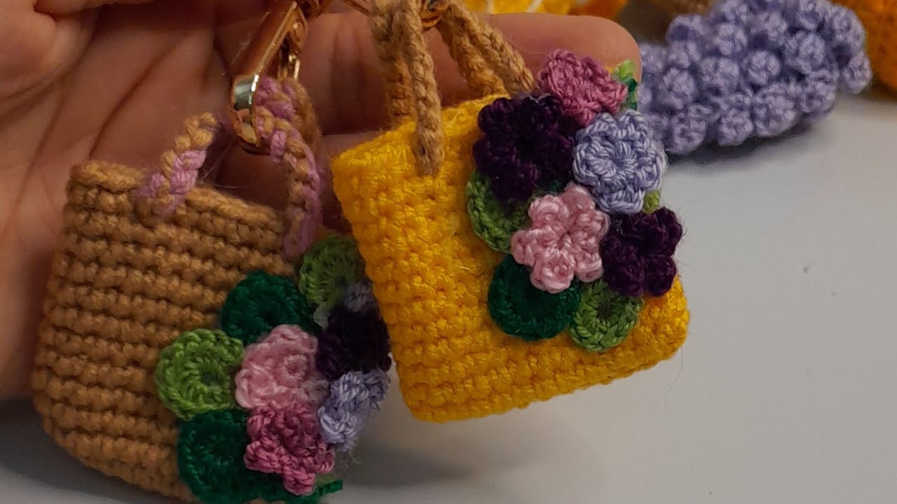 عمل اليوم سلات ورود كروشيه صغيرة