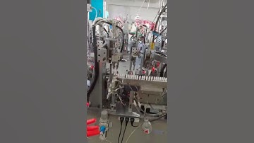 Heavy duty trigger sprayer