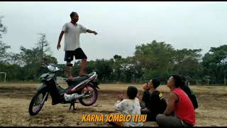 Parodi kocak... jomblo sampah masyarakat