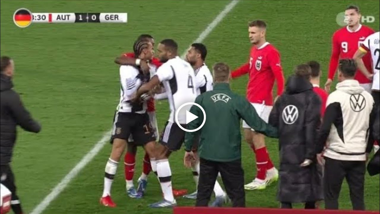 Leroy Sane hat gegen Österreich gegen Deutschland eine rote Karte wegen Shove on Mwene