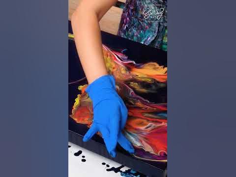 UNIQUE Acrylic Paint Pouring + MANDALA Art #SHORTS - YouTube