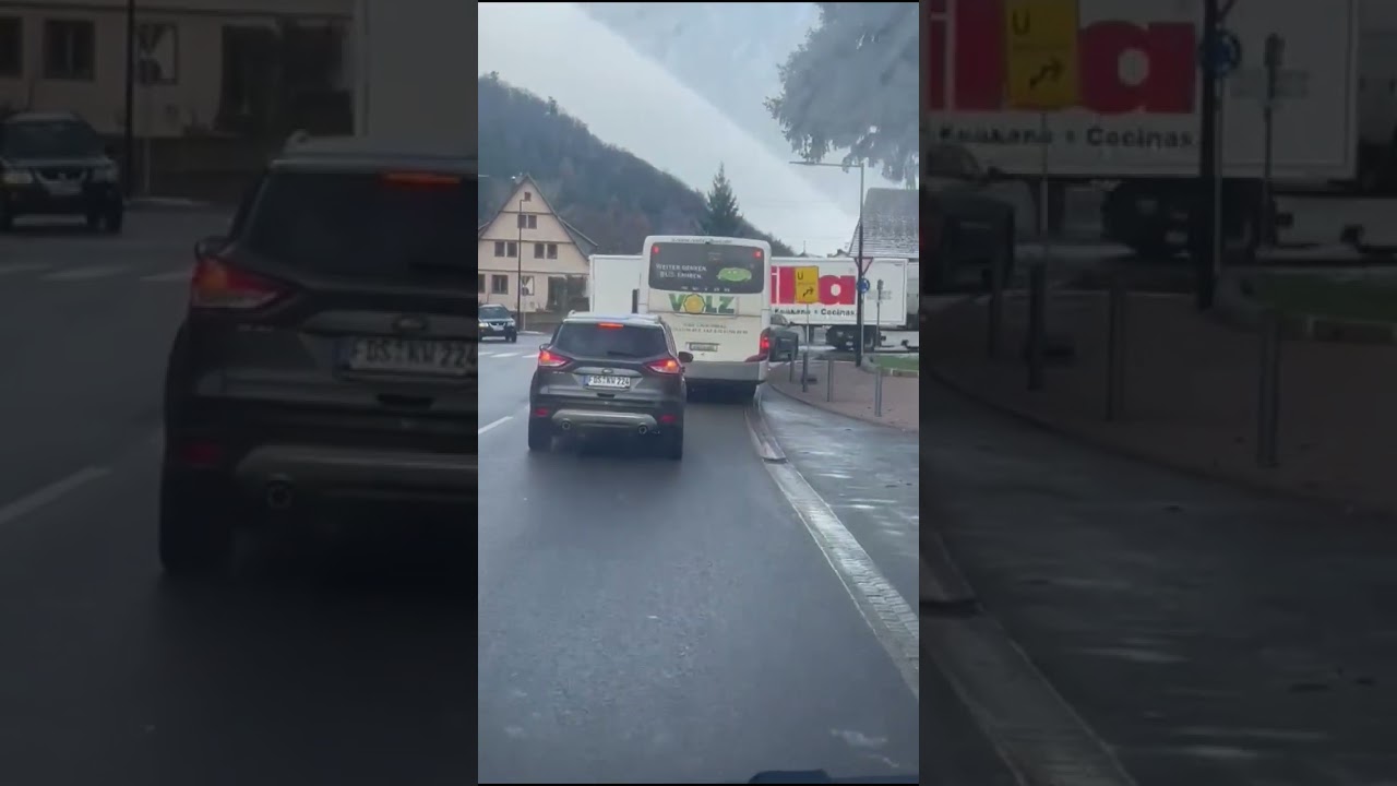 Volz bus in Höfen an der Enz 
