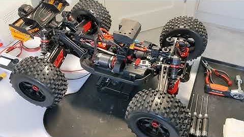 ProModeler Servo DS630BLHV on the Team Corally Kronos XTR 2022