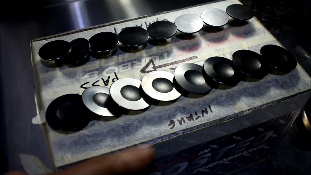 M156 cylinder head bolts replace (part 3) YouTube