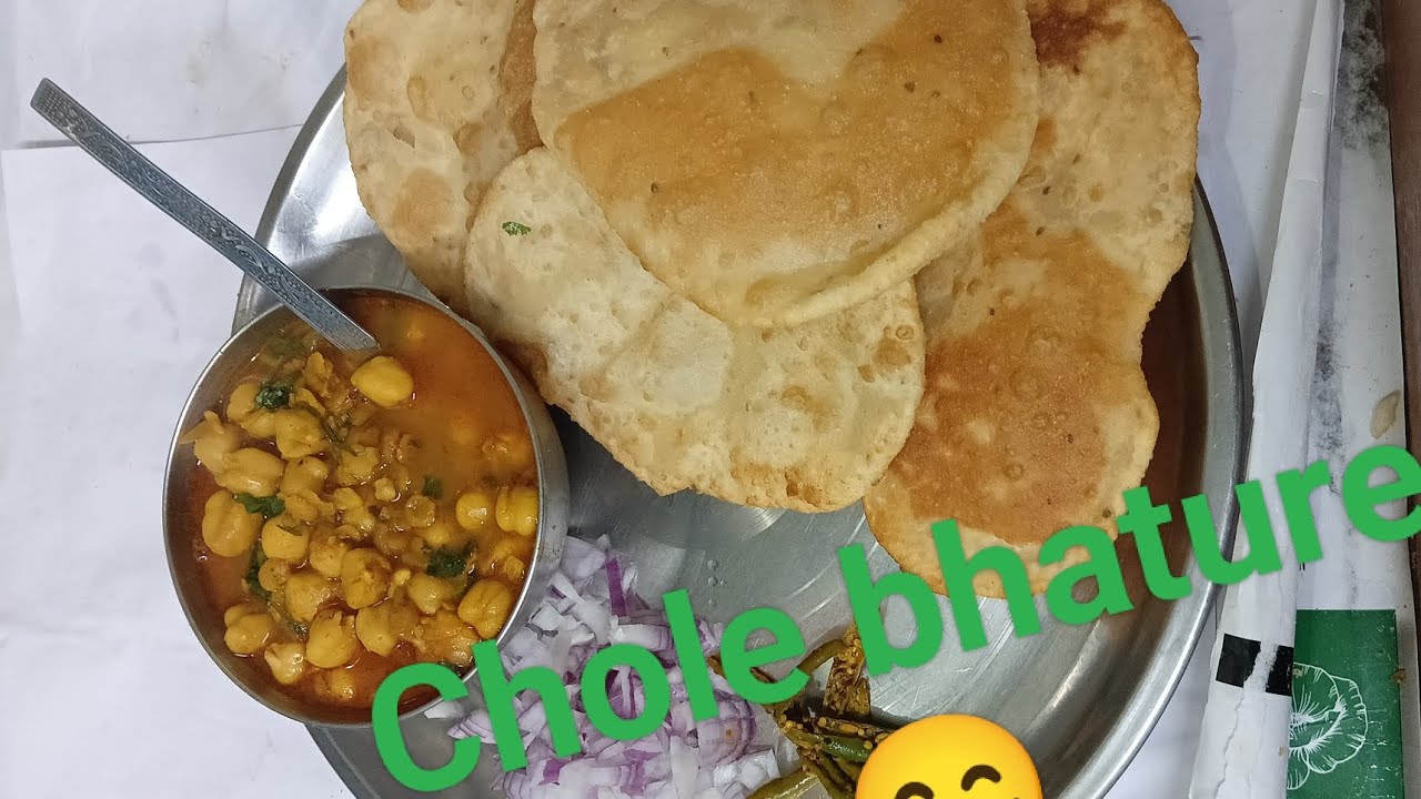 Chole bhature 😋