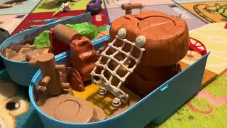 Pokémon Carry Case Battle Desert Playset / Pokemon Çantalı Çöl oyun Seti